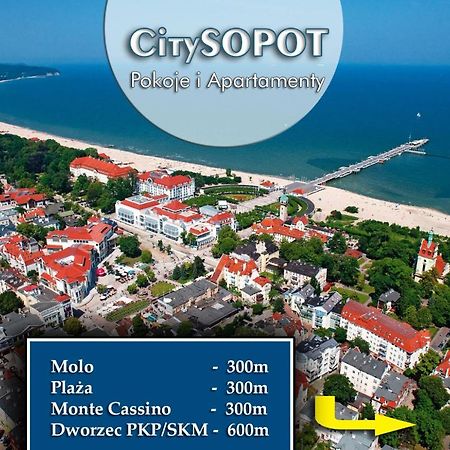 Citysopot-Centrum-Dabrowskiego Exteriör bild