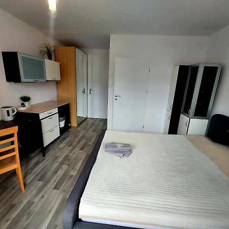 Citysopot-Centrum-Dabrowskiego Exteriör bild